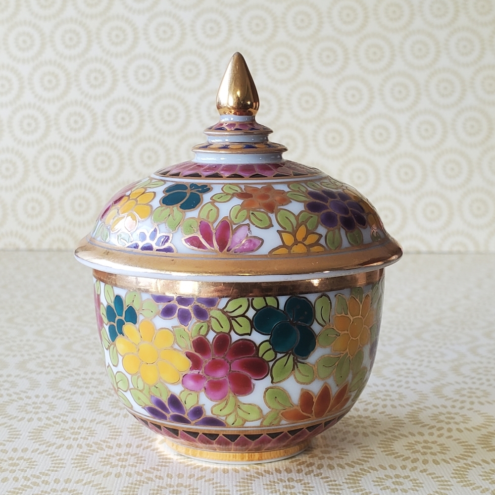 Hand Painted Benjarong Porcelain Bowl With Lid From Thailand 3.25" Tall
